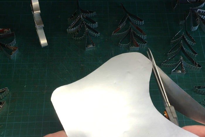 用饮料罐制作迷你森林装饰树教程-第18张图片-趣作屋