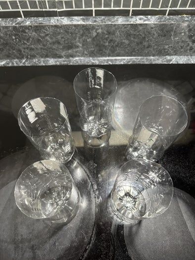 用回收材料制作环保花盆的简单方法-第9张图片-趣作屋