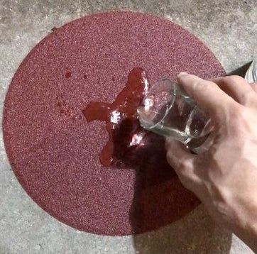 废旧瓶子改造创意教程：制作实用瓶盖容器-第3张图片-趣作屋