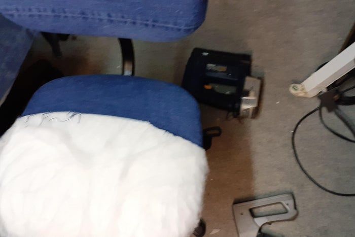 旧物改造：用垃圾堆里的材料翻新旋转椅-第15张图片-趣作屋