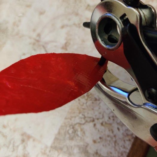 回收塑料制作环保圣诞花环教程-第18张图片-趣作屋