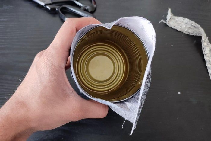 废旧布料和罐头变身创意笔筒教程-第7张图片-趣作屋