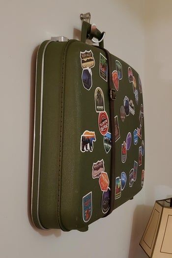 用复古行李箱打造国家公园贴纸墙面艺术-第31张图片-趣作屋