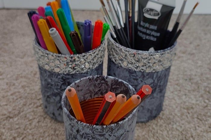 废旧布料和罐头变身创意笔筒教程-第2张图片-趣作屋