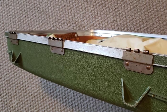 用复古行李箱打造国家公园贴纸墙面艺术-第11张图片-趣作屋