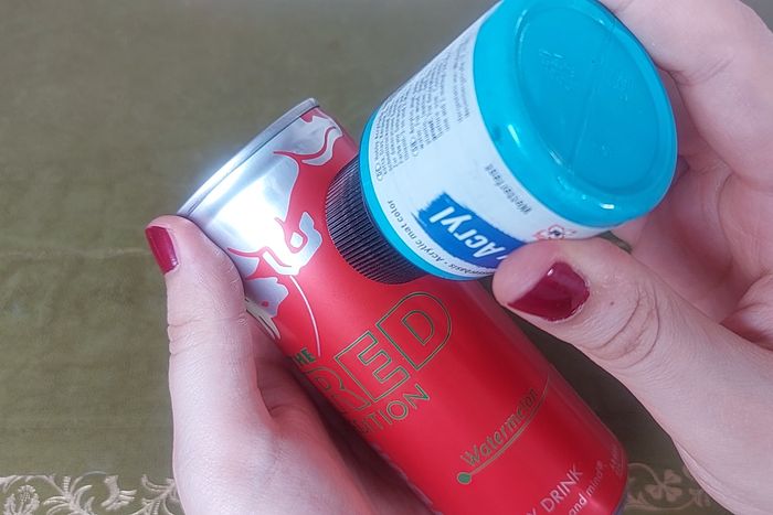 用饮料罐制作佩吉·卡特和美国队长盾牌配饰教程-第7张图片-趣作屋