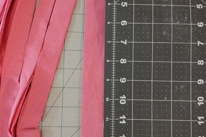 用旧T恤DIY结实绳子的简单方法-第17张图片-趣作屋