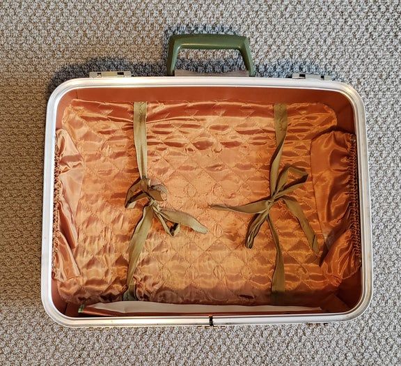 用复古行李箱打造国家公园贴纸墙面艺术-第15张图片-趣作屋