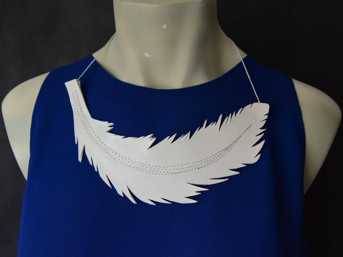 废旧笔记本变身时尚皮革配饰教程-第15张图片-趣作屋