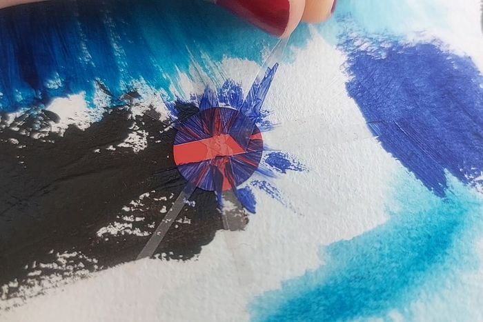 用饮料罐制作佩吉·卡特和美国队长盾牌配饰教程-第32张图片-趣作屋