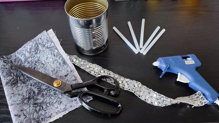 废旧布料和罐头变身创意笔筒教程-第5张图片-趣作屋