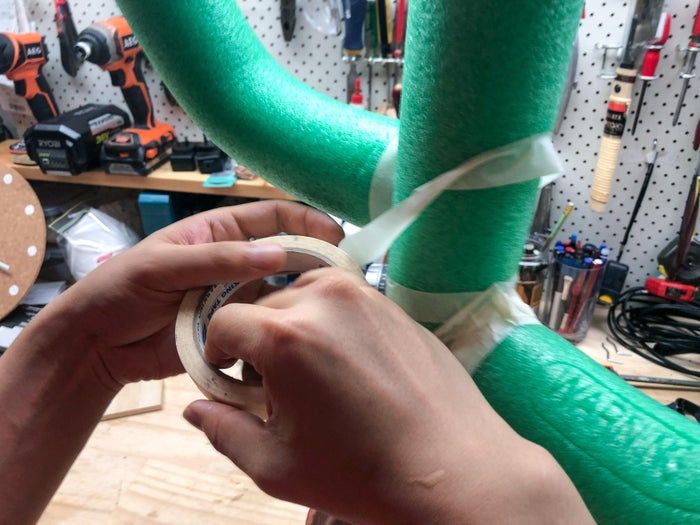 用回收材料制作创意圣诞仙人掌装饰树教程-第15张图片-趣作屋