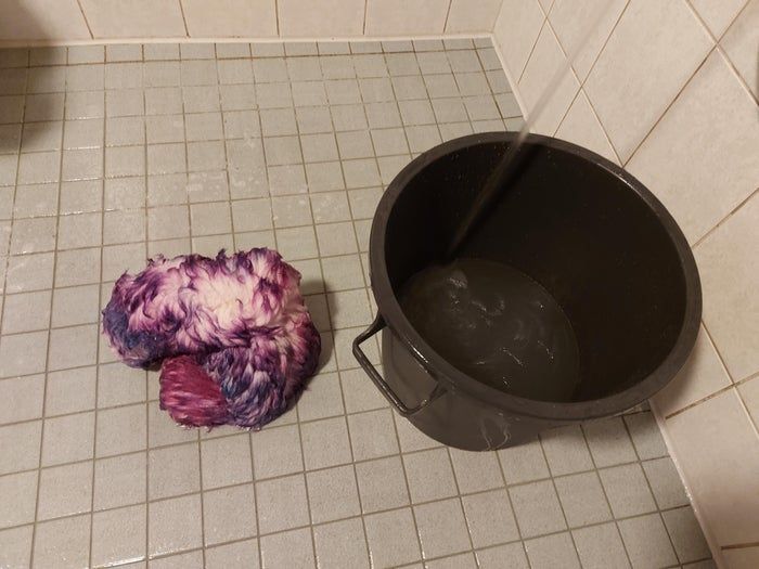 用头发染剂制作银河风格羊皮教程-第12张图片-趣作屋