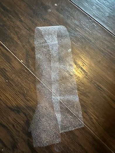 用坏灯泡做电影风格的圣诞装饰品-第6张图片-趣作屋