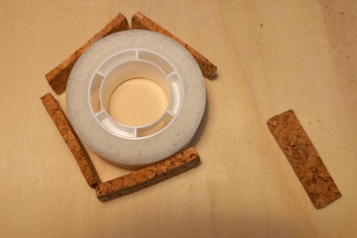 用酒瓶软木塞修复轮子衬垫的环保教程-第10张图片-趣作屋