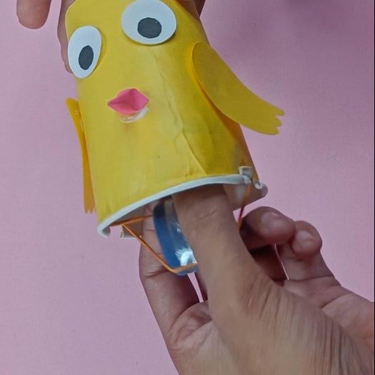 简单又有趣的橡皮筋驱动移动玩具制作教程-第14张图片-趣作屋