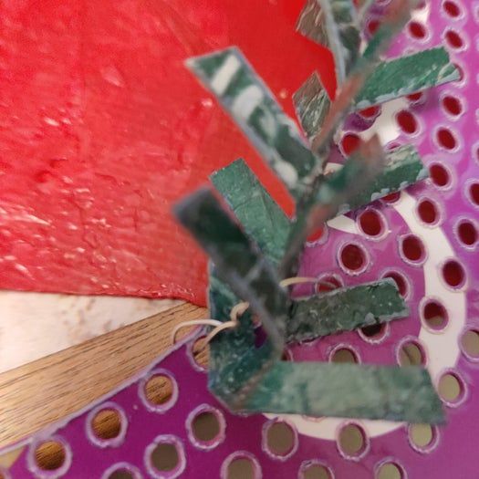 回收塑料制作环保圣诞花环教程-第15张图片-趣作屋