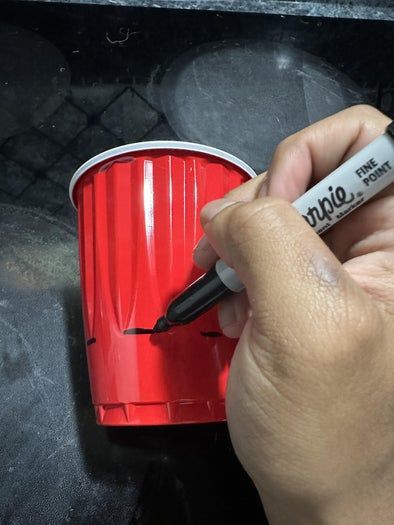 用回收材料制作环保花盆的简单方法-第11张图片-趣作屋