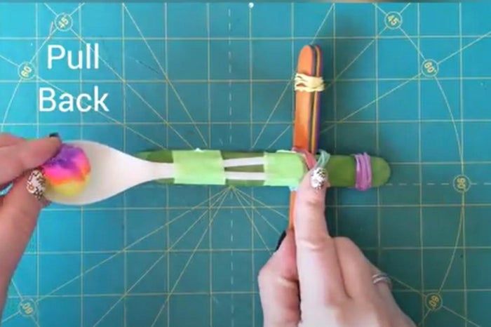 简单材料制作弹射器教程-第10张图片-趣作屋