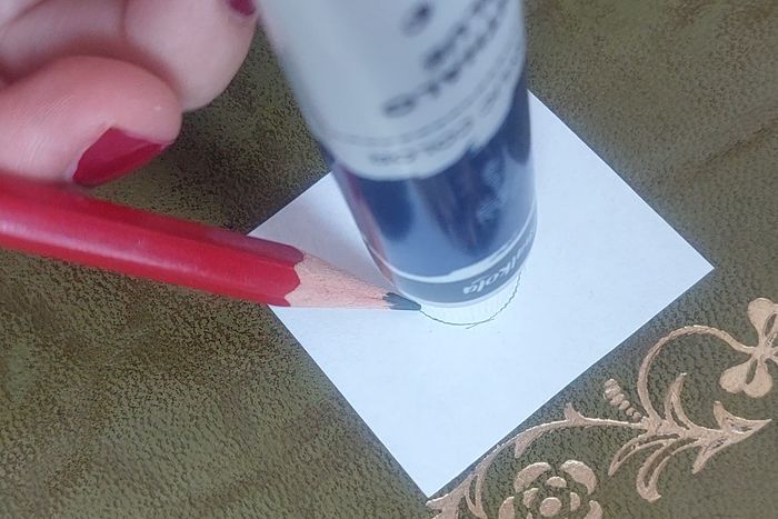 用饮料罐制作佩吉·卡特和美国队长盾牌配饰教程-第18张图片-趣作屋