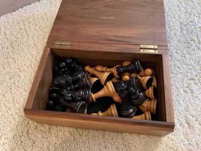 国际象棋棋盘正确摆法图文教程-第3张图片-趣作屋 国际象棋棋盘正确摆法图文教程-第3张图片-趣作屋