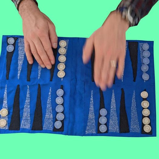 手工制作便携双陆棋套装教程：用旧衣物打造旅行棋盘-第1张图片-趣作屋