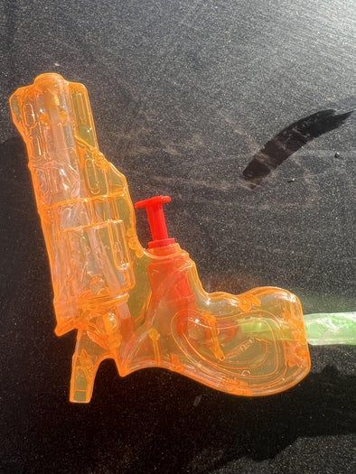 不用反复装水的DIY水枪改造教程-第10张图片-趣作屋 不用反复装水的DIY水枪改造教程-第10张图片-趣作屋