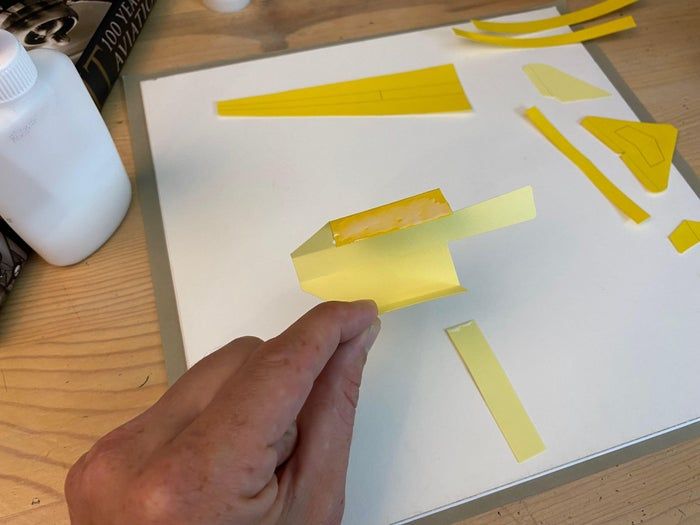 用废品动手做滑翔机,轻松搞定趣味手工制作-第11张图片-趣作屋 用废品动手做滑翔机,轻松搞定趣味手工制作-第11张图片-趣作屋