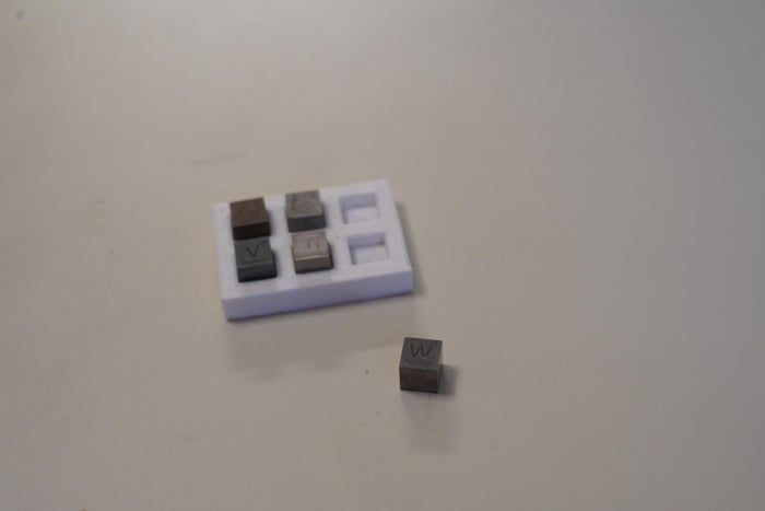 手把手教你自制‘作弊’骰子并验证公平性-第2张图片-趣作屋