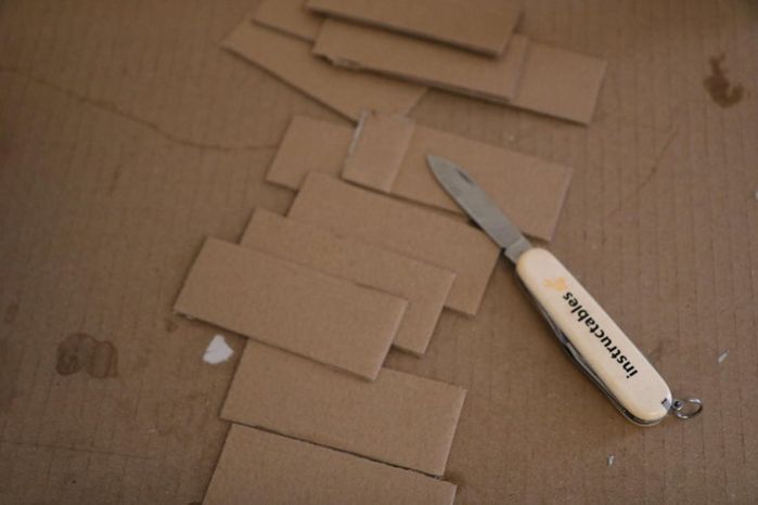 低成本DIY纸制飞镖盘教程，安全又有趣的家庭手工项目-第10张图片-趣作屋