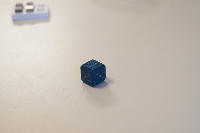 手把手教你自制‘作弊’骰子并验证公平性-第8张图片-趣作屋