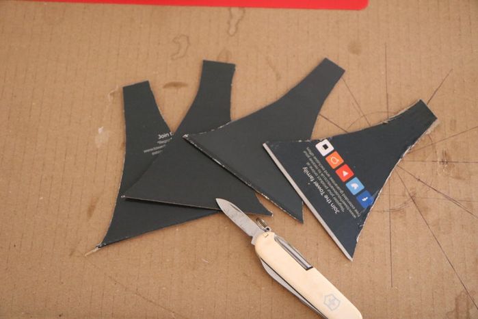 低成本DIY纸制飞镖盘教程，安全又有趣的家庭手工项目-第18张图片-趣作屋