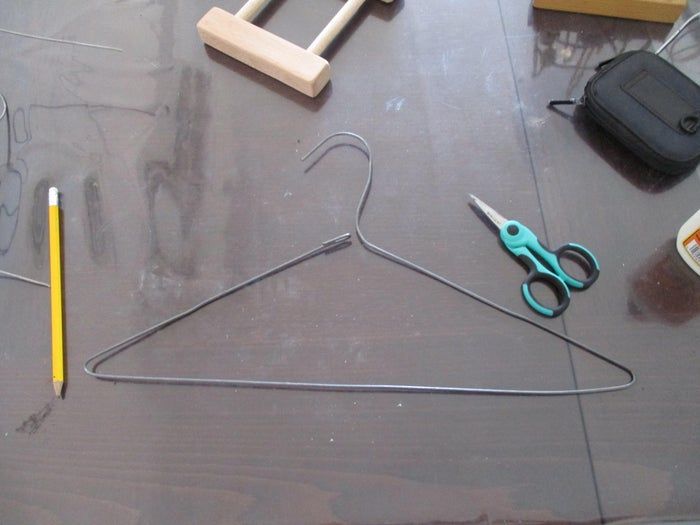 旧衣架变儿童益智玩具，低成本手工制作教程-第13张图片-趣作屋