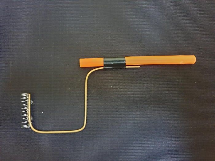 用吸管和卡纸自制离心力洒水器玩具,动手玩转物理课-第9张图片-趣作屋 用吸管和卡纸自制离心力洒水器玩具,动手玩转物理课-第9张图片-趣作屋