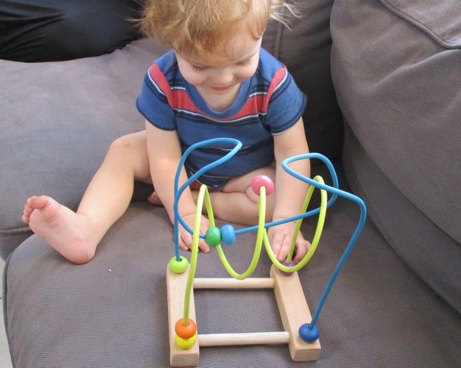 旧衣架变儿童益智玩具，低成本手工制作教程-第2张图片-趣作屋