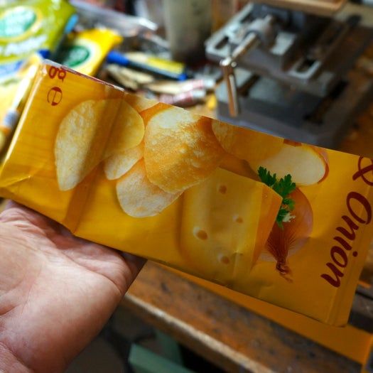 用薯片袋制作超简单免费钱包教程-第13张图片-趣作屋 用薯片袋制作超简单免费钱包教程-第13张图片-趣作屋