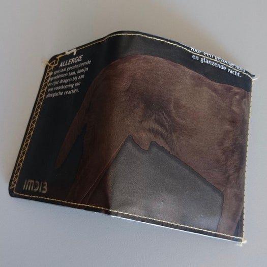 用狗粮袋制作超酷环保钱包教程-第23张图片-趣作屋