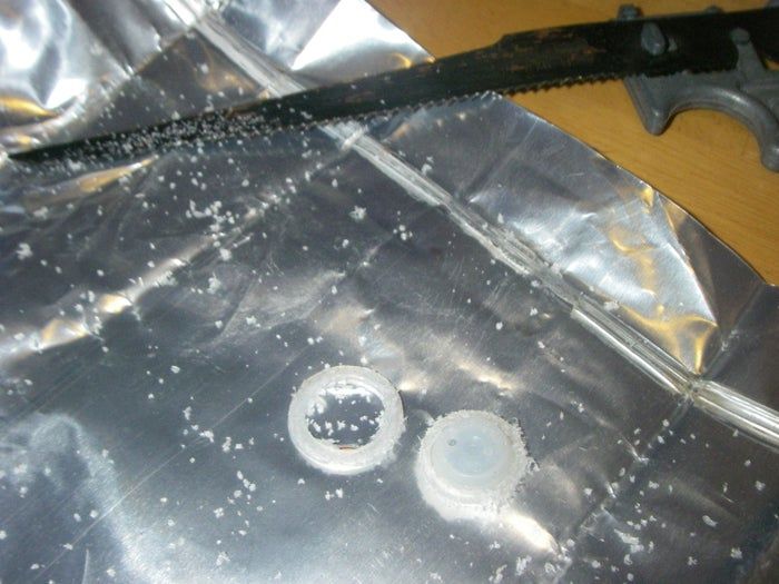 用咖啡袋制作环保又时尚的新型钱包-第6张图片-趣作屋