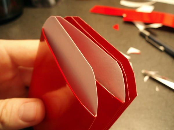 用废弃乙烯基制作耐用防水纸钱包教程-第8张图片-趣作屋