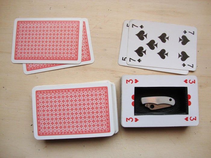 DIY带孔卡片包教程:隐藏备用现金的好方法-第3张图片-趣作屋 DIY带孔卡片包教程:隐藏备用现金的好方法-第3张图片-趣作屋