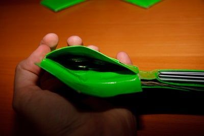 用防水胶带制作多功能钱包教程-第3张图片-趣作屋