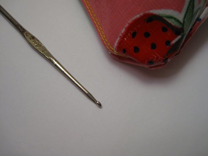 一小时内学会制作对折油布钱包-第24张图片-趣作屋