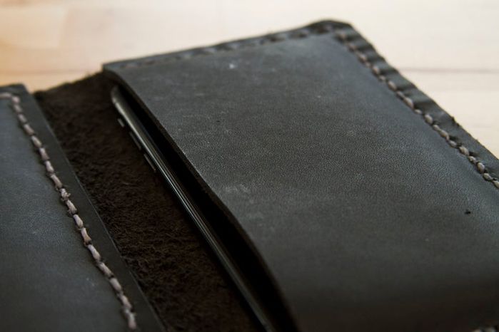 手机钱包二合一DIY教程:用汽车皮革制作个性钱包-第15张图片-趣作屋 手机钱包二合一DIY教程:用汽车皮革制作个性钱包-第15张图片-趣作屋