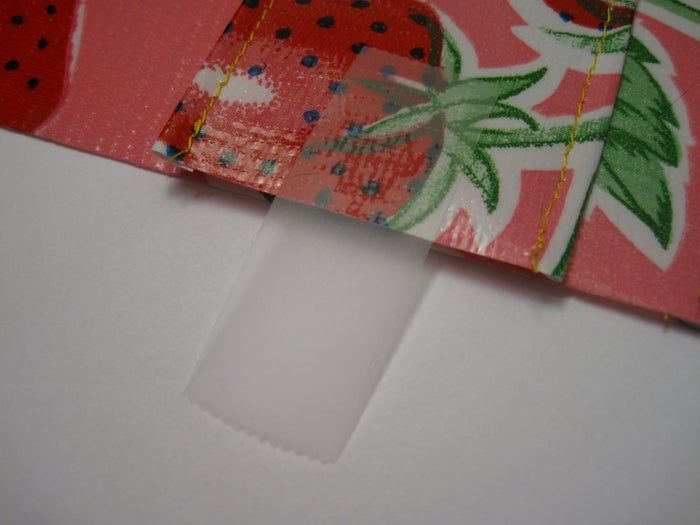 一小时内学会制作对折油布钱包-第15张图片-趣作屋