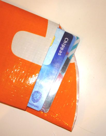 用购物袋DIY超薄三折钱包教程-第14张图片-趣作屋 用购物袋DIY超薄三折钱包教程-第14张图片-趣作屋