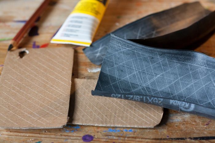 废旧自行车内胎DIY手机翻盖保护壳教程-第4张图片-趣作屋