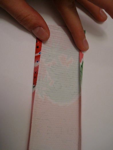 一小时内学会制作对折油布钱包-第6张图片-趣作屋